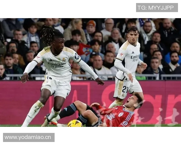 皇马与皇家社会的精彩对决最终比分揭晓，球迷们热议比赛亮点与精彩瞬间